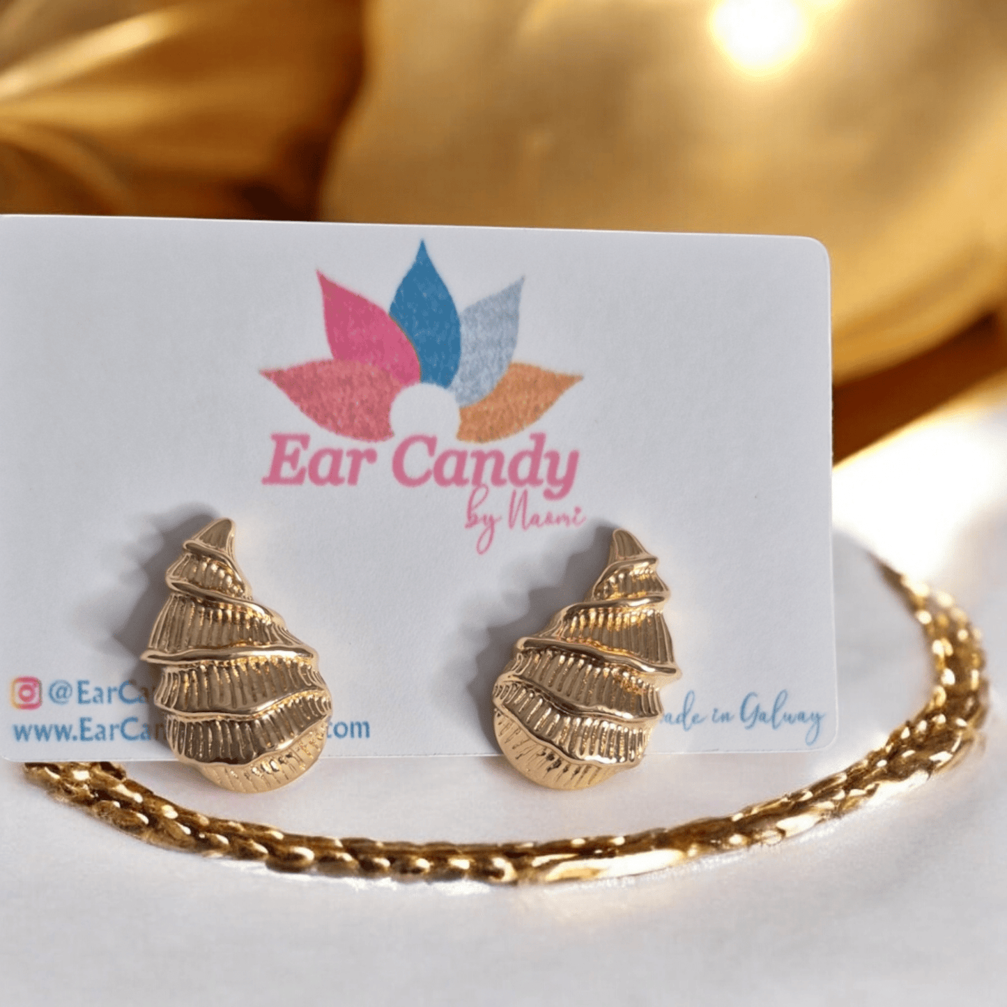 Shelly - Ear Candy by NaomiShelly
